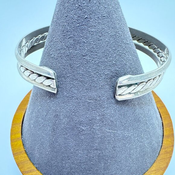 VTG Solid Sterling Silver 925 Twist Design Open Cuff Bracelet Size 7.5" Fit - Picture 4 of 11